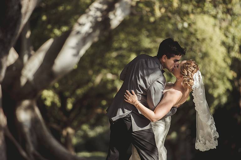 Rafael Porto fotografia de casamento casamentos amor love festa noiva noivo igreja padre pastor aliança casando na praia noivado #noivado recepção buquê grinalda vestido de noiva pajem dama de honra #wedding #bride #love #weddingdress #noivos #weddingday 