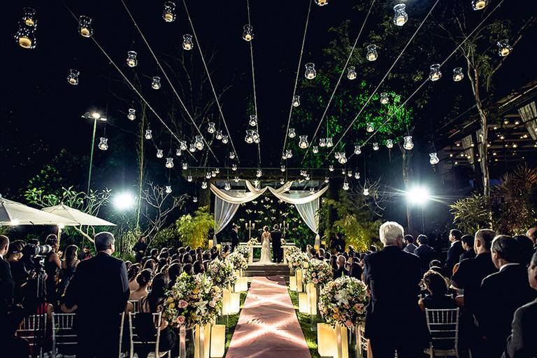 Rafael Porto fotografia de casamento casamentos amor love festa noiva noivo igreja padre pastor aliança casando na praia noivado #noivado recepção buquê grinalda vestido de noiva pajem dama de honra #wedding #bride #love #weddingdress #noivos #weddingday 