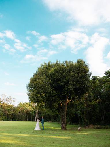 Rafael Porto fotografia de casamento casamentos amor love festa noiva noivo igreja padre pastor aliança casando na praia noivado #noivado recepção buquê grinalda vestido de noiva pajem dama de honra #wedding #bride #love #weddingdress #noivos #weddingday 