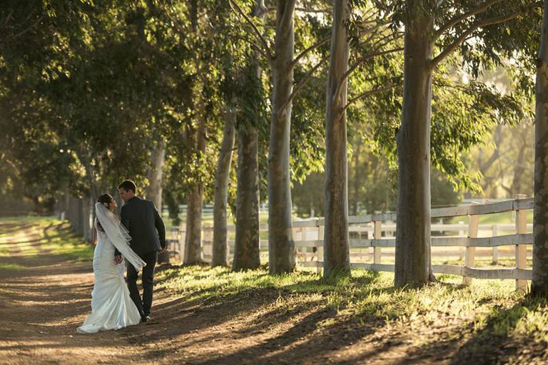 Rafael Porto fotografia de casamento casamentos amor love festa noiva noivo igreja padre pastor aliança casando na praia noivado #noivado recepção buquê grinalda vestido de noiva pajem dama de honra #wedding #bride #love #weddingdress #noivos #weddingday 