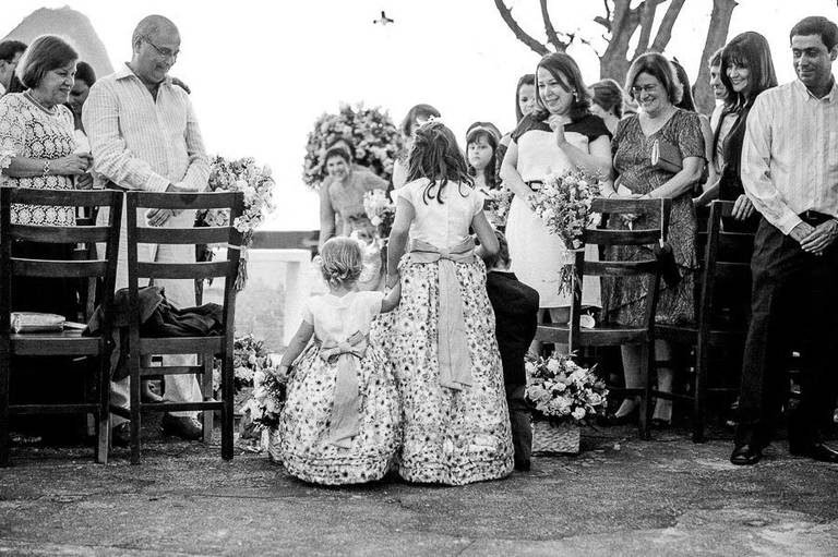 Rafael Porto fotografia de casamento casamentos amor love festa noiva noivo igreja padre pastor aliança casando na praia noivado #noivado recepção buquê grinalda vestido de noiva pajem dama de honra #wedding #bride #love #weddingdress #noivos #weddingday 