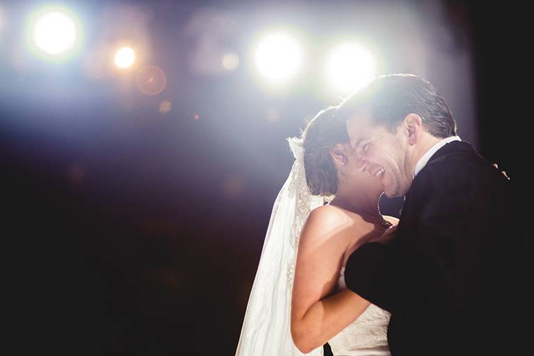 Rafael Porto fotografia de casamento casamentos amor love festa noiva noivo igreja padre pastor aliança casando na praia noivado #noivado recepção buquê grinalda vestido de noiva pajem dama de honra #wedding #bride #love #weddingdress #noivos #weddingday 