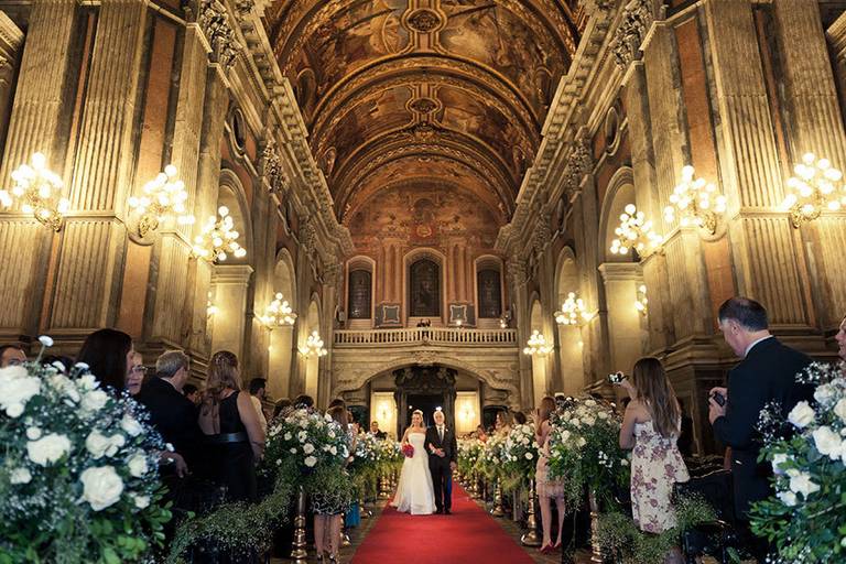 Rafael Porto fotografia de casamento casamentos amor love festa noiva noivo igreja padre pastor aliança casando na praia noivado #noivado recepção buquê grinalda vestido de noiva pajem dama de honra #wedding #bride #love #weddingdress #noivos #weddingday 