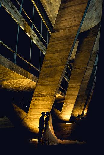 Rafael Porto fotografia de casamento casamentos amor love festa noiva noivo igreja padre pastor aliança casando na praia noivado #noivado recepção buquê grinalda vestido de noiva pajem dama de honra #wedding #bride #love #weddingdress #noivos #weddingday 