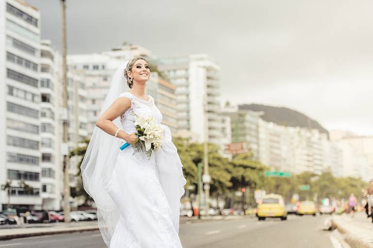 Rafael Porto fotografia de casamento casamentos amor love festa noiva noivo igreja padre pastor aliança casando na praia noivado #noivado recepção buquê grinalda vestido de noiva pajem dama de honra #wedding #bride #love #weddingdress #noivos #weddingday 