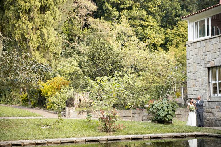 Rafael Porto fotografia de casamento casamentos amor love festa noiva noivo igreja padre pastor aliança casando na praia noivado #noivado recepção buquê grinalda vestido de noiva pajem dama de honra #wedding #bride #love #weddingdress #noivos #weddingday 