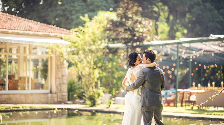 Rafael Porto fotografia de casamento casamentos amor love festa noiva noivo igreja padre pastor aliança casando na praia noivado #noivado recepção buquê grinalda vestido de noiva pajem dama de honra #wedding #bride #love #weddingdress #noivos #weddingday 