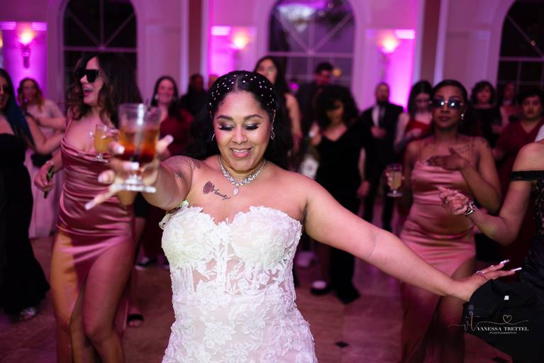 Engagement photographer CT
Bride hair ideas
Bride makeup photo
Wedding Venue CT
#weddingphotography #bridetobe, #groomtobe #weddinginspiration
Aria Wedding and Banquet Facility • Prospect • CT
Vanessa Trettel Photography
Best wedding photographers in CT