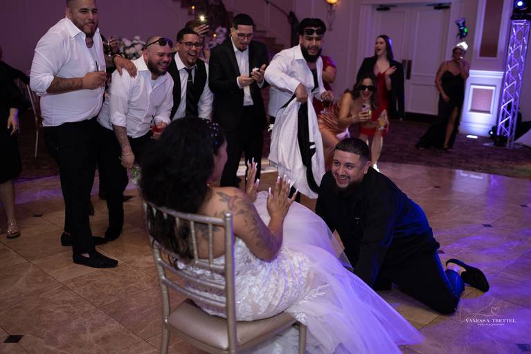 Engagement photographer CT
Bride hair ideas
Bride makeup photo
Wedding Venue CT
#weddingphotography #bridetobe, #groomtobe #weddinginspiration
Aria Wedding and Banquet Facility • Prospect • CT
Vanessa Trettel Photography
Best wedding photographers in CT