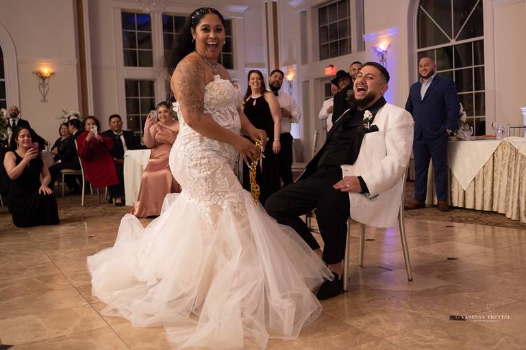 Engagement photographer CT
Bride hair ideas
Bride makeup photo
Wedding Venue CT
#weddingphotography #bridetobe, #groomtobe #weddinginspiration
Aria Wedding and Banquet Facility • Prospect • CT
Vanessa Trettel Photography
Best wedding photographers in CT