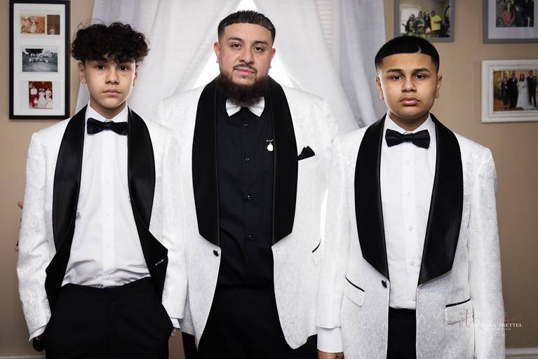 Wedding photo
Bride hair ideas
Bride makeup photo
Wedding Venue CT
#weddingphotography #bridetobe, #groomtobe #weddinginspiration
Aria Wedding and Banquet Facility • Prospect • CT
Vanessa Trettel Photography
Best wedding photographers in CT