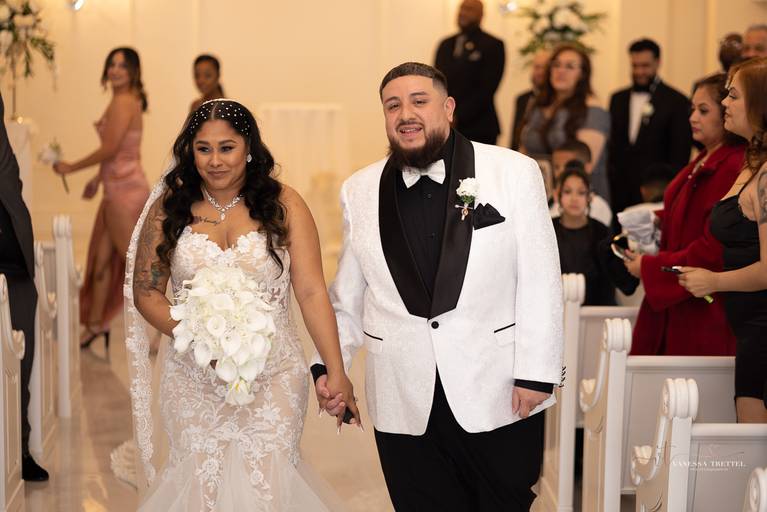 Engagement photographer CT
Bride hair ideas
Bride makeup photo
Wedding Venue CT
#weddingphotography #bridetobe, #groomtobe #weddinginspiration
Aria Wedding and Banquet Facility • Prospect • CT
Vanessa Trettel Photography
Best wedding photographers in CT