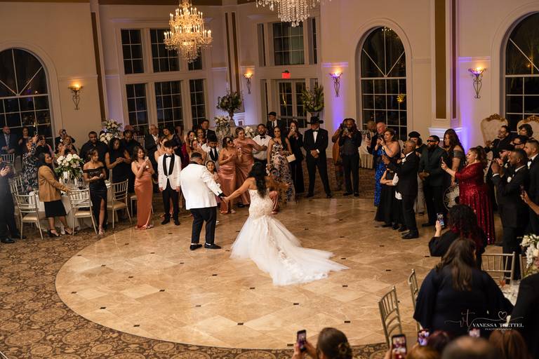 Engagement photographer CT
Bride hair ideas
Bride makeup photo
Wedding Venue CT
#weddingphotography #bridetobe, #groomtobe #weddinginspiration
Aria Wedding and Banquet Facility • Prospect • CT
Vanessa Trettel Photography
Best wedding photographers in CT