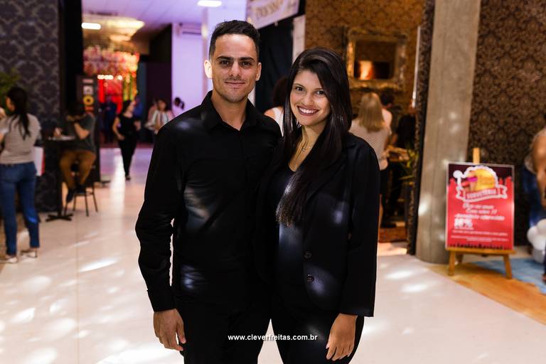 Feira Ideias em Festas Rondonópolis-MT Brasil.
Os melhores fornecedores de eventos e casamento.
Fotografo Cléver Freitas