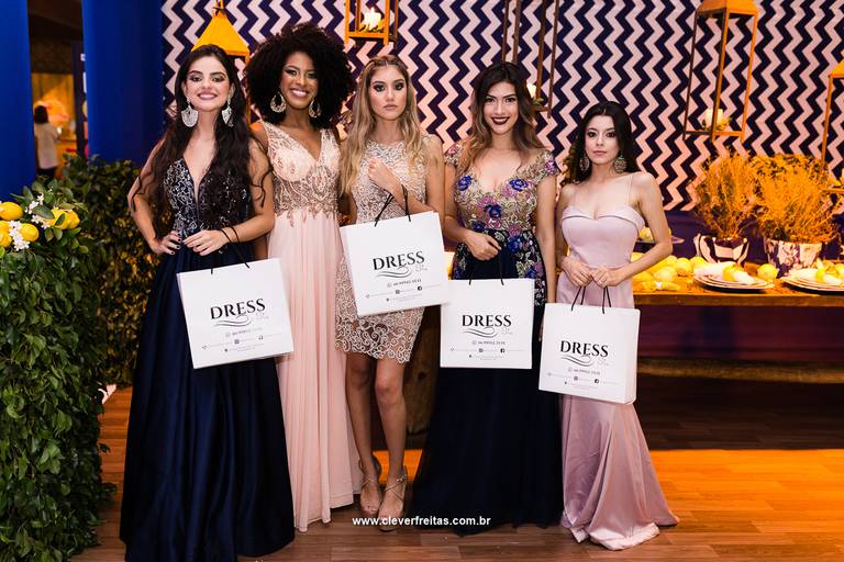 Feira Ideias em Festas Rondonópolis-MT Brasil.
Os melhores fornecedores de eventos e casamento.
Fotografo Cléver Freitas