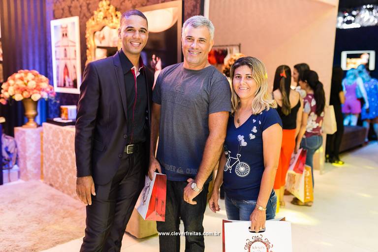 Feira Ideias em Festas Rondonópolis-MT Brasil.
Os melhores fornecedores de eventos e casamento.
Fotografo Cléver FreitasFeira Ideias em Festas Rondonópolis-MT Brasil.
Os melhores fornecedores de eventos e casamento.
Fotografo Cléver Freitas