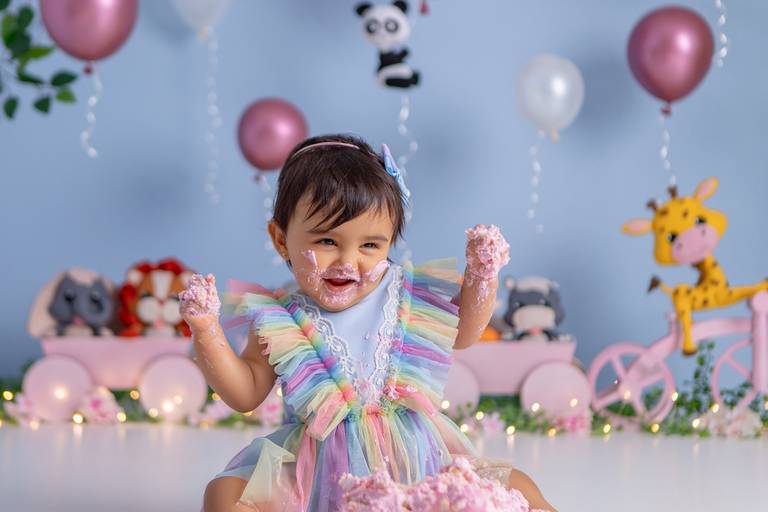 Emilly ♥ Inspirado no Meu Quartinho
Smash The Cake em Porto Alegre