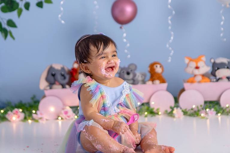 Emilly ♥ Inspirado no Meu Quartinho
Smash The Cake em Porto Alegre