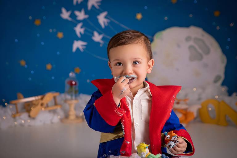 Felipe ♥ Pequeno Príncipe
Smash The Cake em Porto Alegre