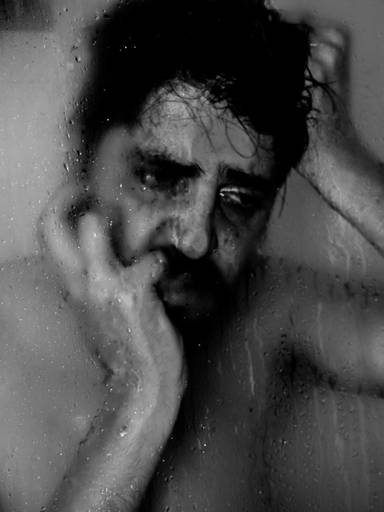 desesperación-dolor-impotencia replanteo-fotografía artística-desnudo artístico-mirada desesperado-angustia  