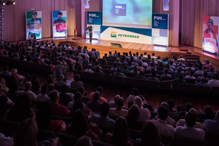 Evento da Petrobras no auditório do museu do amanhã - Fotografia profissional institucional  e corporativa para empresa seminários e conferências