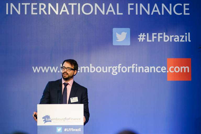 Fotografia profissional institucional  e corporativa para empresa seminários e conferências