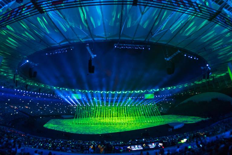 Abertura dos Jogos Olímpicos de 2016 no Maracaná no Rio de Janeiro - Fotografia profissional institucional  e corporativa para empresas e grandes eventos