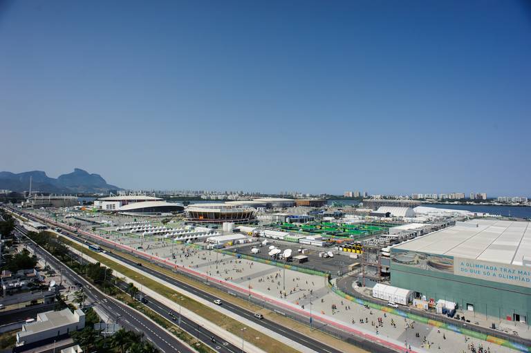 Vista aérea do Parque Olímpico do Rio de Janeiro - Fotografia profissional institucional  e corporativa para empresas e grandes eventos