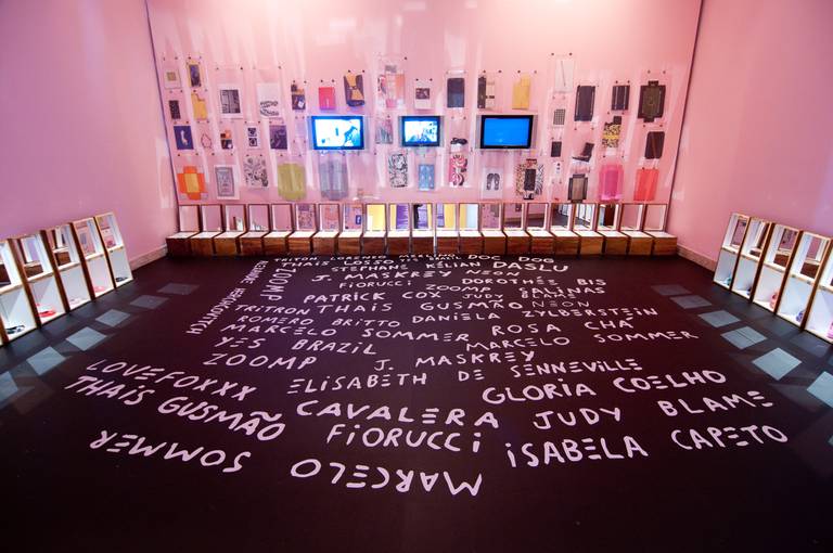 Exposição da Melissa em Santa Teresa no Rio de Janeiro - Fotografia profissional institucional  e corporativa para empresas