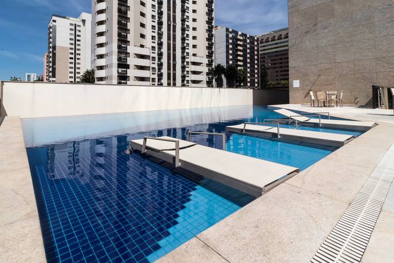 Cullinan Hplus Premium