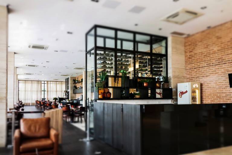 Cullinan Hplus Premium