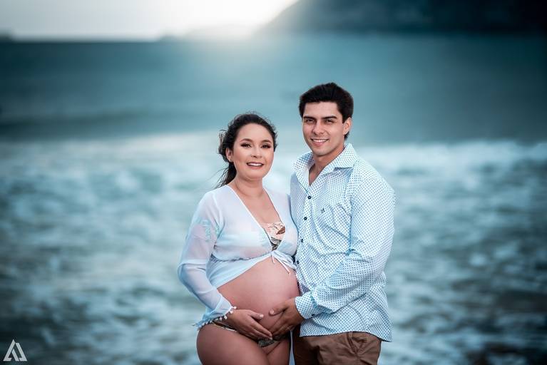 Ensaio Book Foto de Gestante Nua sem roupa Alex Jardim Fotografia Fotógrafo Resende Itatiaia Penedo Porto Real Quatis Barra Mansa Volta Redonda Serrinha do Alambari Mauá Maringá Maromba Gravidiva TOP lindas Natureza Família Gávea Ipanema Arpoador Praia