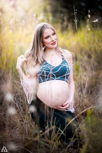 Ensaio Book Foto de Gestante Nua sem roupa Alex Jardim Fotografia Fotógrafo Resende Itatiaia Penedo Porto Real Quatis Barra Mansa Volta Redonda Serrinha do Alambari Mauá Maringá Maromba Gravidiva TOP lindas Natureza Família