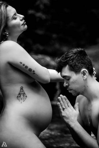 Gestante Grávida Nua fé Cachoeira Resende Itatiaia Penedo Porto Real Barra Mansa Volta Redonda Sul Fluminense 