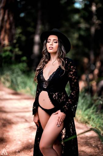 Ensaio Book Foto de Gestante Alex Jardim Fotografia Fotógrafo Resende Itatiaia Penedo Porto Real Quatis Barra Mansa Volta Redonda Angra dos Reis Serrinha do Alambari Mauá Maringá Maromba Gravidiva TOP lindas Natureza Família Boho Chic