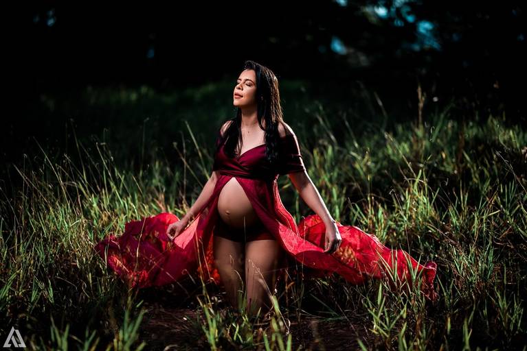 Ensaio Book Foto de Gestante Nua sem roupa Alex Jardim Fotografia Fotógrafo Resende Itatiaia Penedo Porto Real Quatis Barra Mansa Volta Redonda Angra dos Reis Serrinha do Alambari Mauá Maringá Maromba Gravidiva TOP lindas Natureza Família