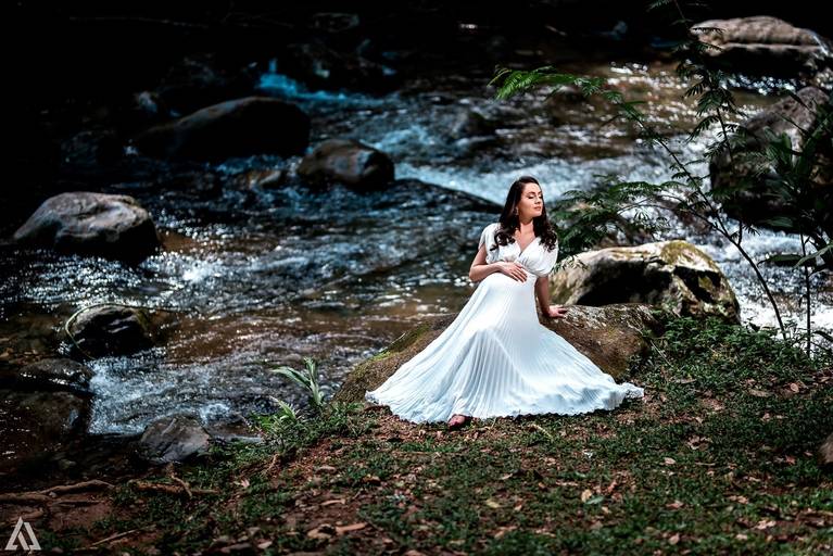 Ensaio Book Foto de Gestante Lingerie Alex Jardim Fotografia Fotógrafo Resende Itatiaia Penedo Porto Real Quatis Barra Mansa Volta Redonda Angra dos Reis Serrinha do Alambari Mauá Maringá Maromba Gravidiva TOP lindas Natureza Família 