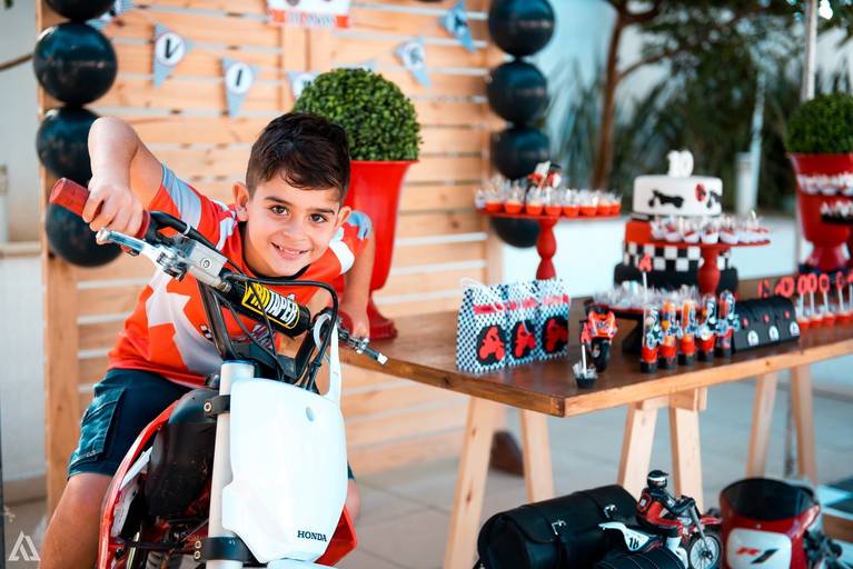 Alex Jardim Fotografia Fotógrafo Festa Aniversário Infantil Resende Penedo Itatiaia Quatis Porto Real Barra Mansa Volta Redonda