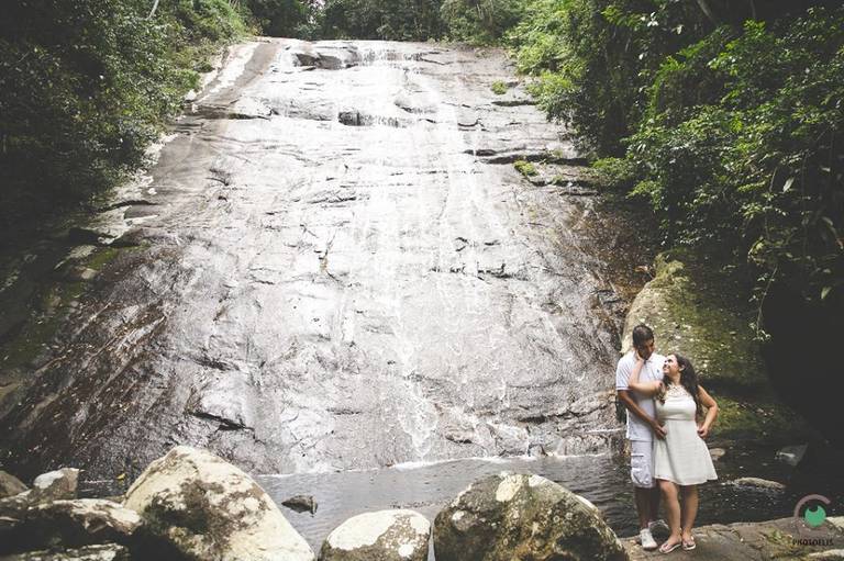 ensaio pré casamento cachoeira véu da noiva 