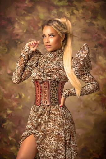 Ensaio Fine art em estúdio  Arisha Luna