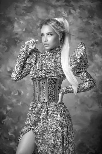 Ensaio Fine art em estúdio Arisha Luna