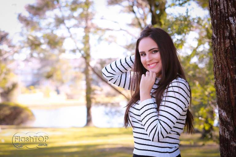 Book externo 15 Anos, Julia Farias, Canela RS