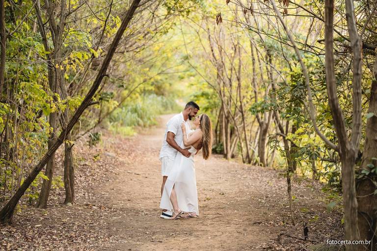 Fotografia de Ensaio Pré-Casamento no Morro do Moreno - Vila Velha - Espírito Santo