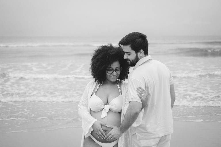 gestante na praia