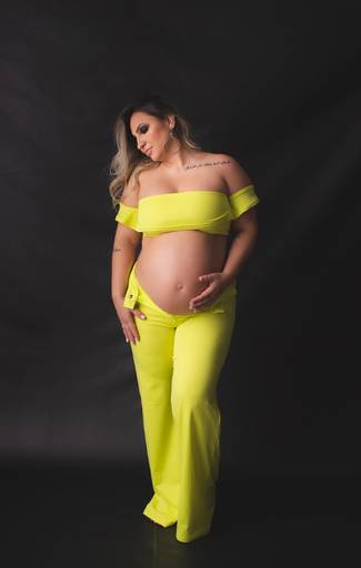 gestante roupa colorida pose para gestante book de gestante fotografia especializada para gestante ensaio fotografico nde gestsnte roupa color para gestante  