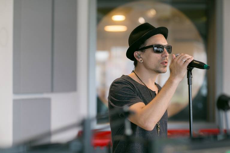 Rádio Disney Brasil Di Ferrero Foto Maya Morikawa