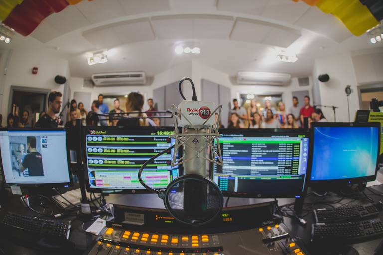 Rádio Disney Brasil Foto Maya Morikawa