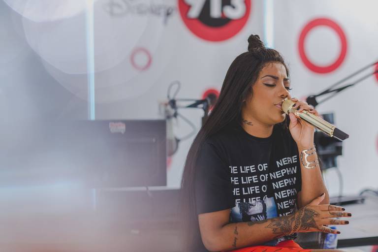 Rádio Disney Brasil Ludmilla Foto Maya Morikawa