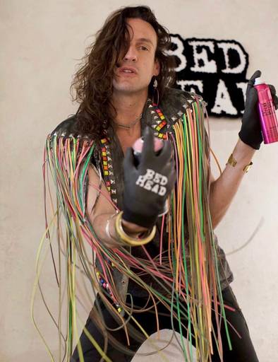 Bed Head e Dudu Bertholini por Maya Morikawa