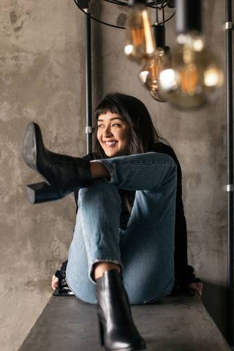 Wishin convida Maya Morikawa para ser a modelo da campanha deles no novo cenário